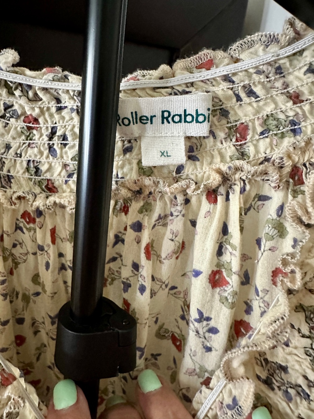 Roller Rabbit EUC Cream Blouse with Red and Blue Floral Print - Picture 2 of 6